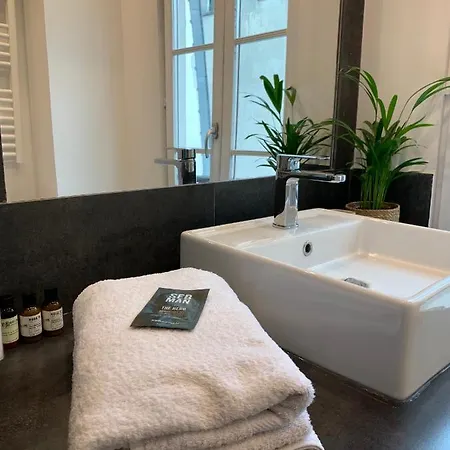 Lovely studio at Île Saint-Louis Paris Extérieur photo